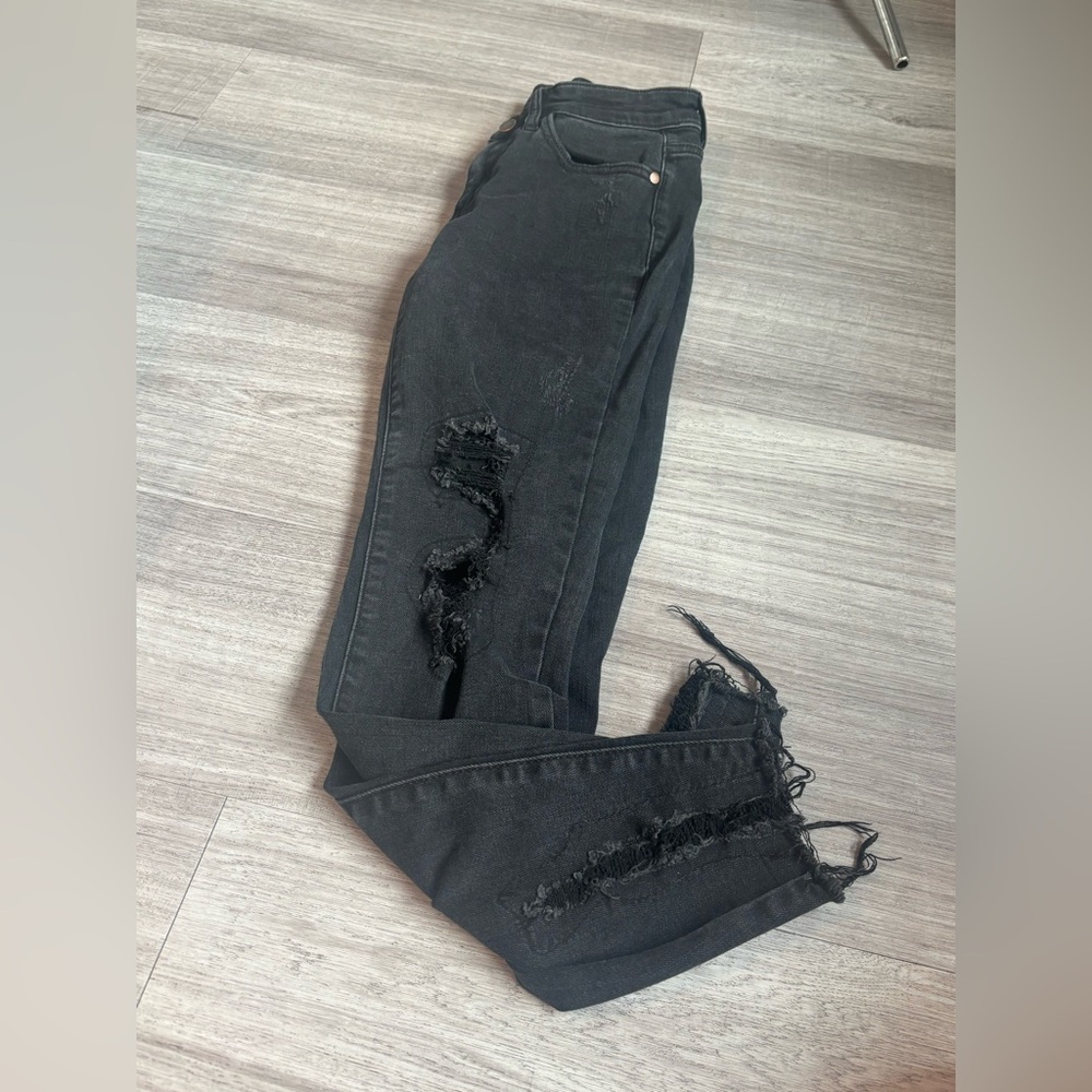 Judy Blue Black Distressed Skinny Jeans